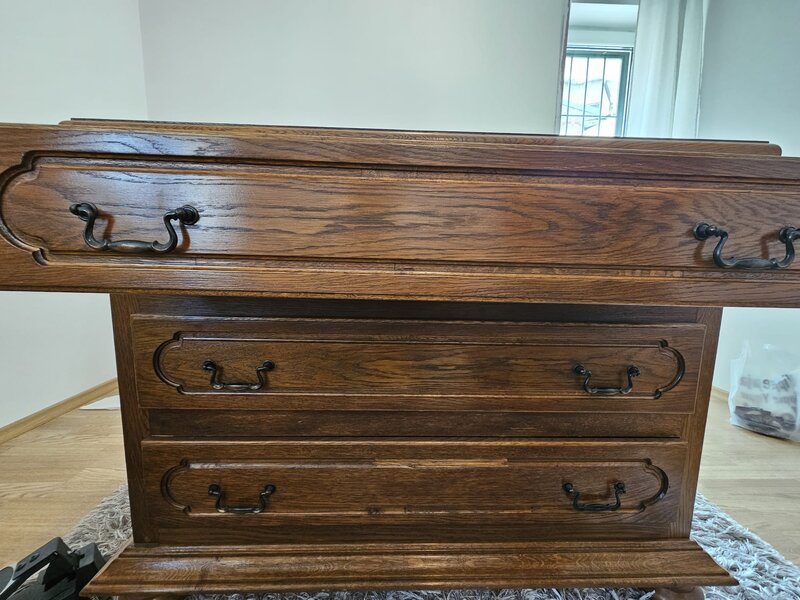 Noptiera lemn masiv.